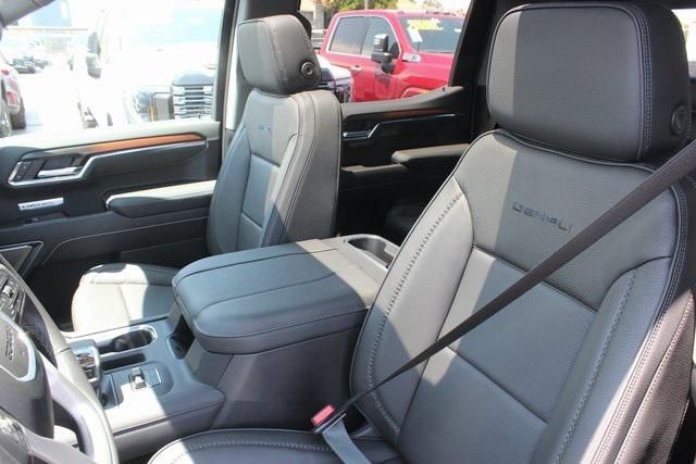 new 2025 GMC Sierra 1500 car, priced at $71,284