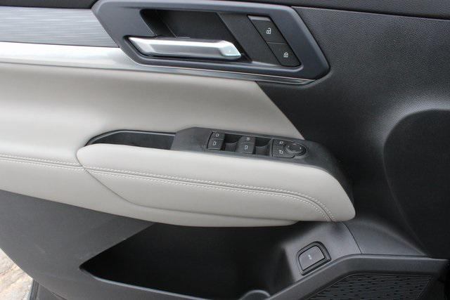 new 2025 GMC Terrain car, priced at $38,580