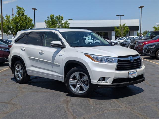 used 2016 Toyota Highlander Hybrid car, priced at $26,209