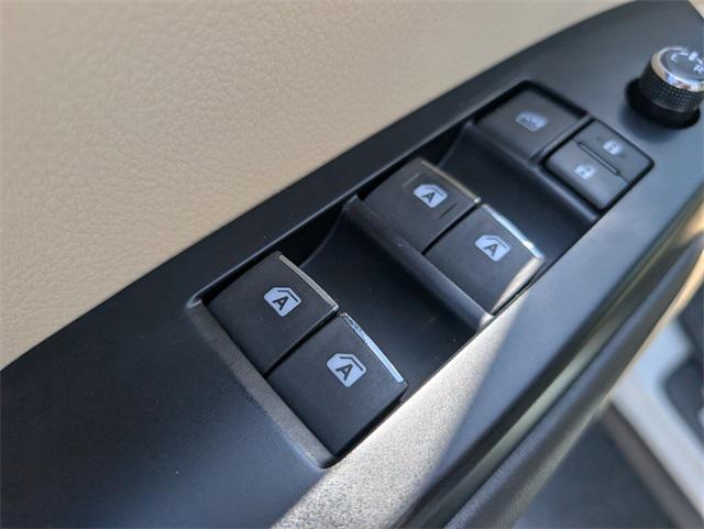 used 2016 Toyota Highlander Hybrid car, priced at $26,209