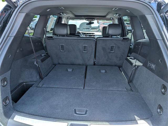 used 2024 Cadillac XT6 car, priced at $47,941