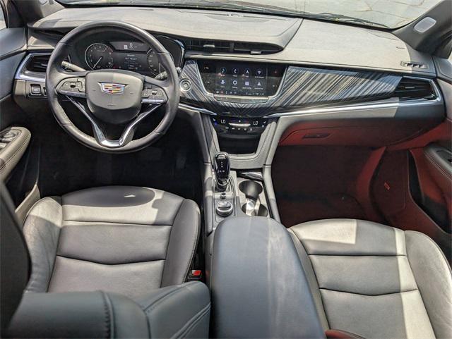 used 2024 Cadillac XT6 car, priced at $47,941