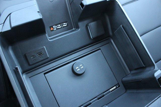 new 2025 GMC Sierra 1500 car, priced at $68,889