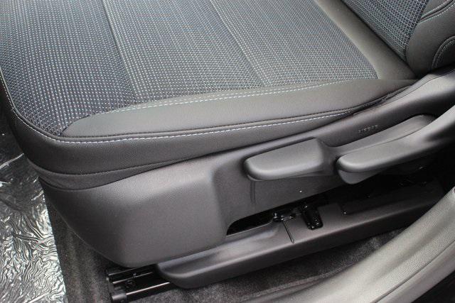 new 2025 Buick Envista car, priced at $25,324