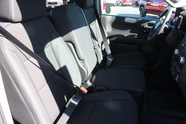 new 2026 GMC Sierra 1500 car, priced at $43,294