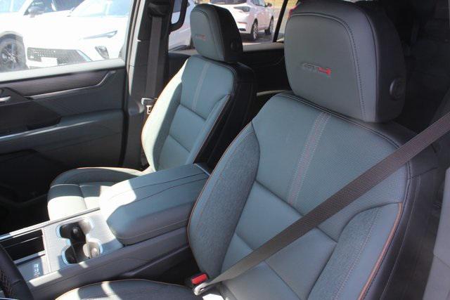 new 2025 GMC Acadia car, priced at $55,174