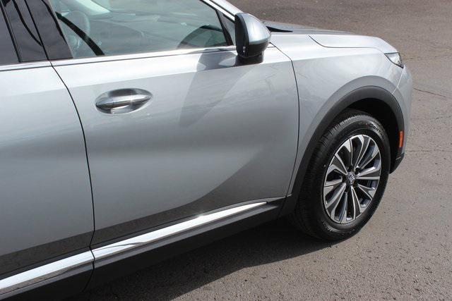 new 2025 Buick Envision car, priced at $38,279