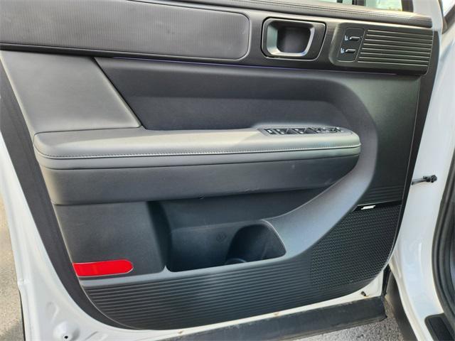 used 2025 Hyundai Santa Fe car, priced at $40,825