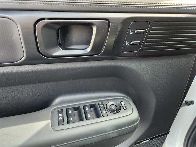 used 2025 Hyundai Santa Fe car, priced at $40,825