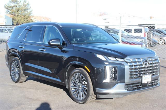 used 2025 Hyundai Palisade car, priced at $49,994