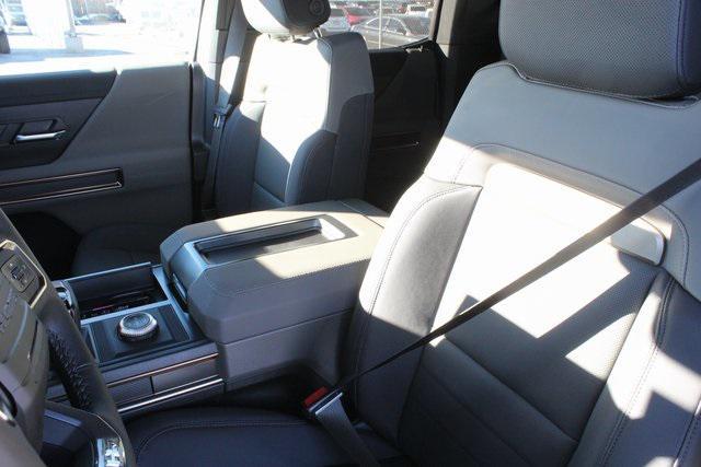 new 2025 GMC HUMMER EV Pickup car, priced at $113,224