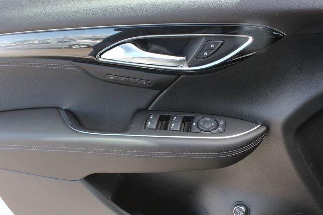 new 2025 Buick Envision car, priced at $38,279