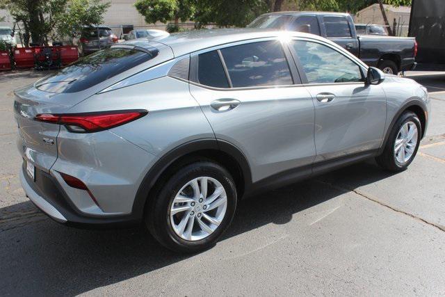 new 2025 Buick Envista car, priced at $25,942