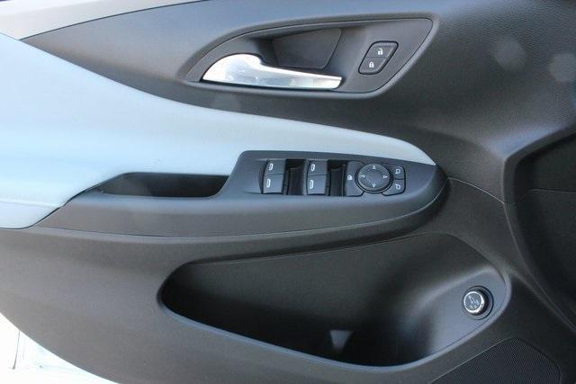 new 2024 Buick Envista car, priced at $26,584