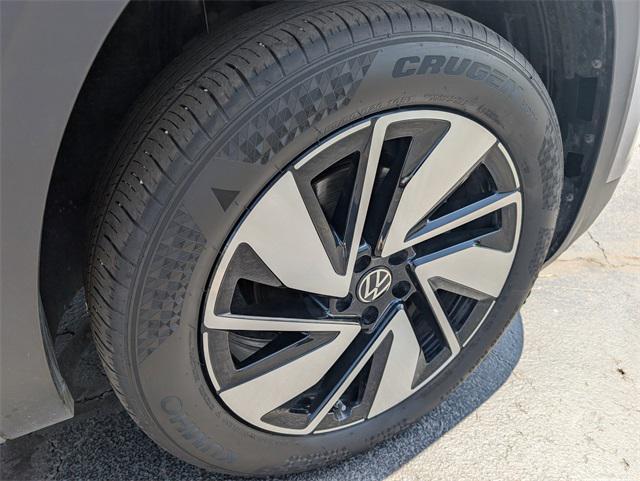 used 2024 Volkswagen Atlas car, priced at $35,722
