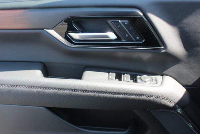 new 2025 GMC Yukon XL car, priced at $94,374