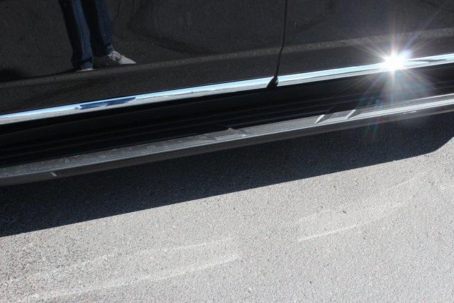 new 2025 GMC Yukon XL car, priced at $75,394