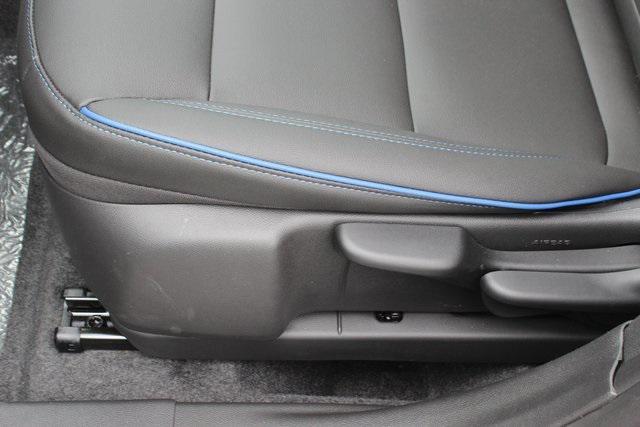 new 2025 Buick Envista car, priced at $27,212