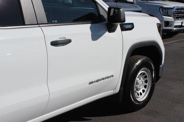 new 2025 GMC Sierra 1500 car, priced at $41,874