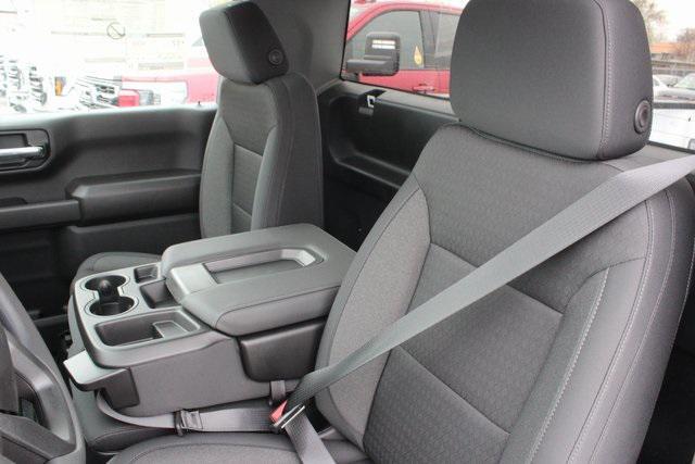 new 2025 GMC Sierra 1500 car, priced at $40,934