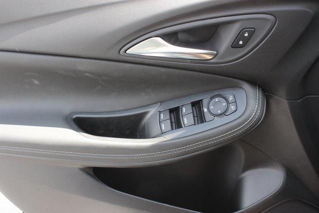 new 2025 Buick Encore GX car, priced at $28,514