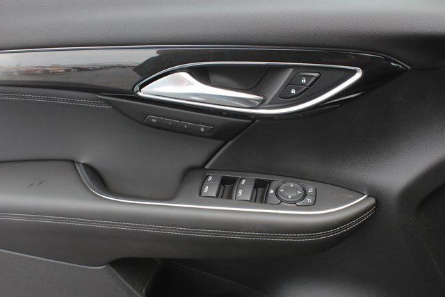 new 2025 Buick Envision car, priced at $39,275