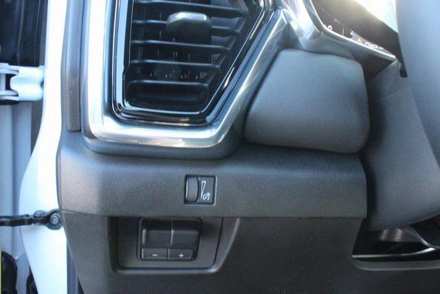 new 2025 GMC Canyon car, priced at $47,034