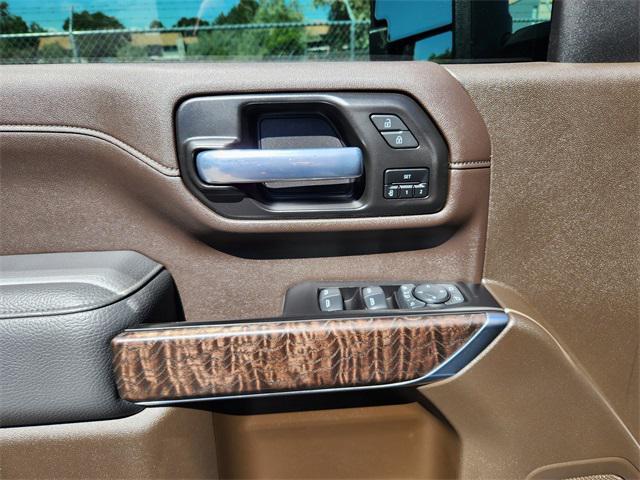 used 2022 GMC Sierra 2500 car, priced at $56,265