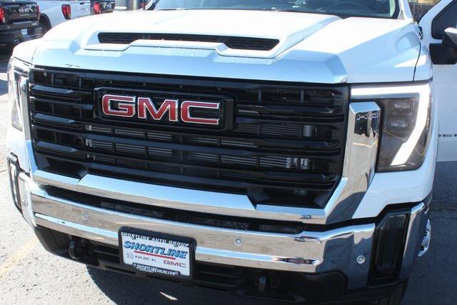 new 2025 GMC Sierra 3500 car, priced at $69,474