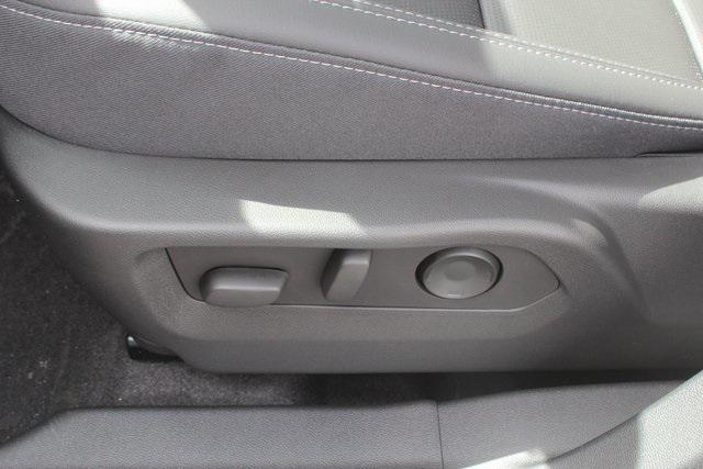 new 2025 Buick Envision car, priced at $39,245