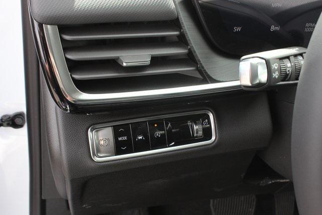 new 2025 Buick Envision car, priced at $39,245