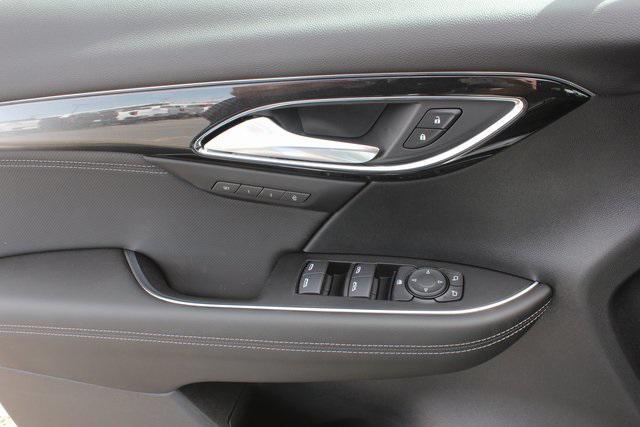 new 2025 Buick Envision car, priced at $39,245