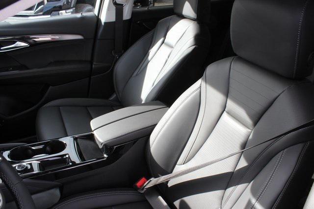 used 2025 Buick Envision car, priced at $29,000