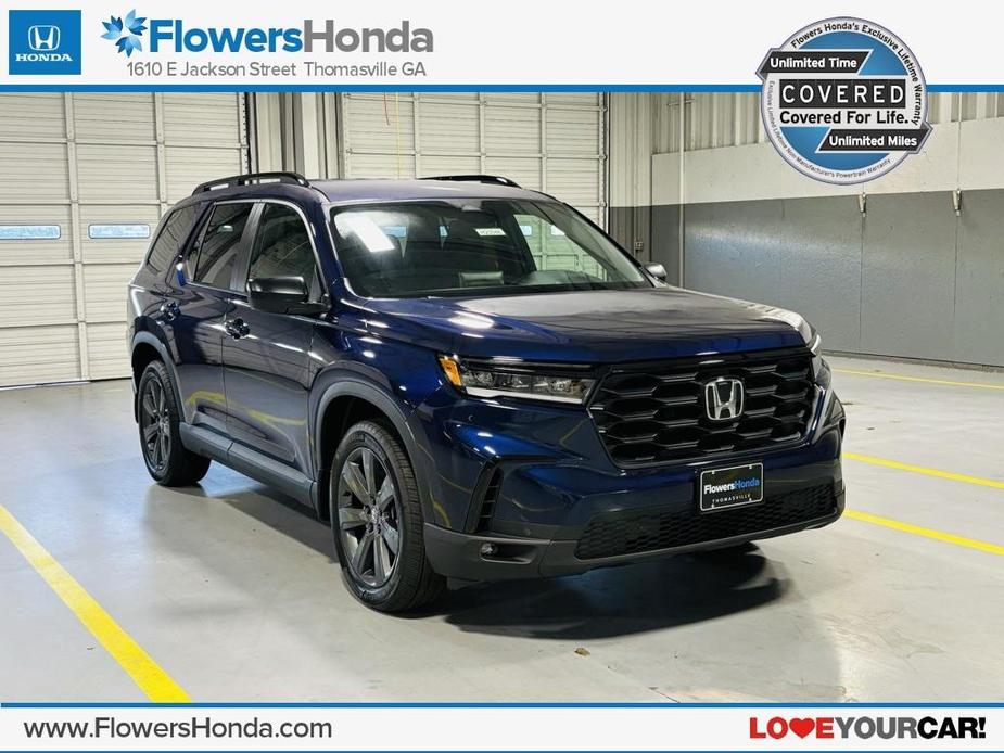 new 2025 Honda Pilot car, priced at $43,695