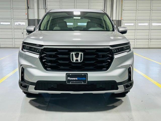 new 2024 Honda Pilot car, priced at $45,895