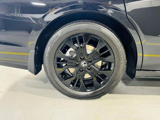 new 2026 Honda Odyssey car, priced at $45,345