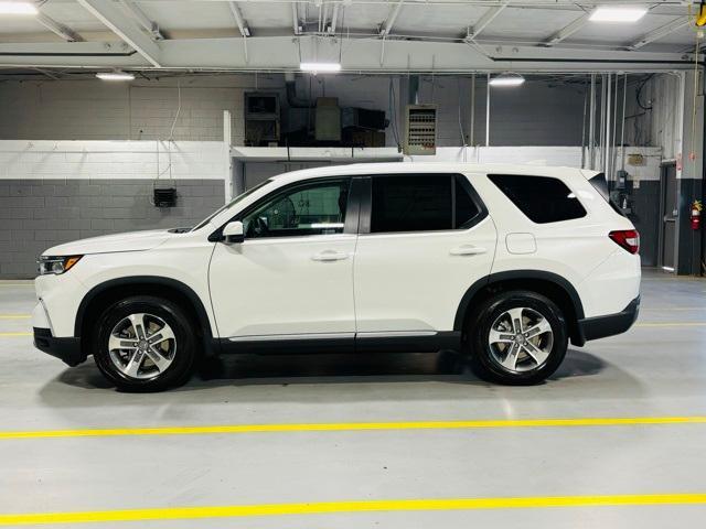 new 2025 Honda Pilot car, priced at $47,450