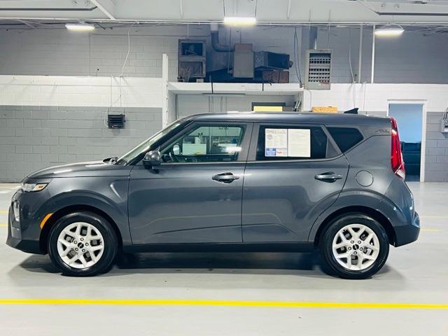 used 2022 Kia Soul car, priced at $15,500