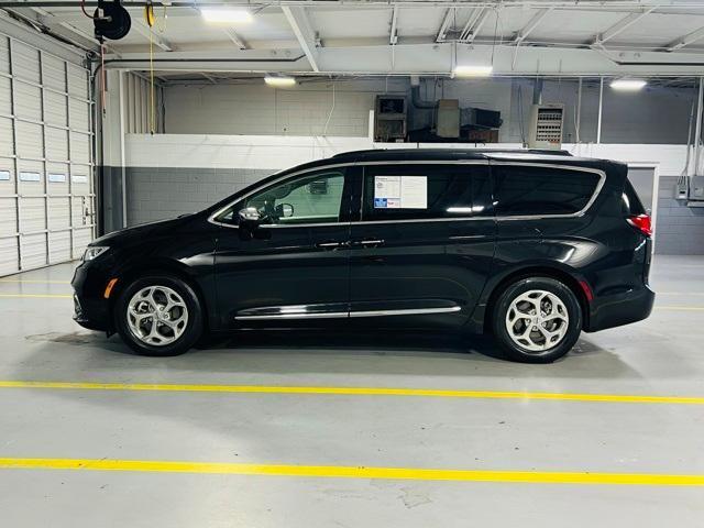 used 2022 Chrysler Pacifica car, priced at $25,000