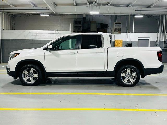 new 2024 Honda Ridgeline car, priced at $44,430