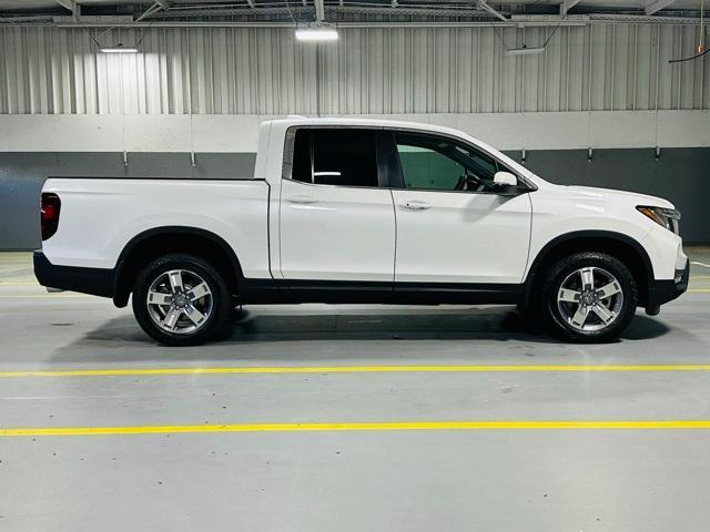 new 2024 Honda Ridgeline car, priced at $44,430