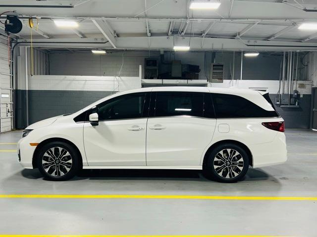 new 2025 Honda Odyssey car, priced at $52,730