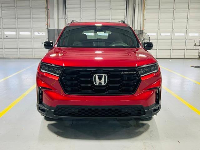 new 2025 Honda Pilot car, priced at $57,420