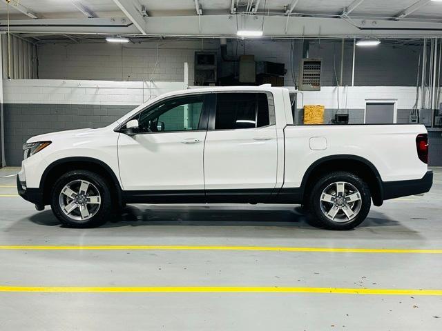 new 2025 Honda Ridgeline car, priced at $46,585