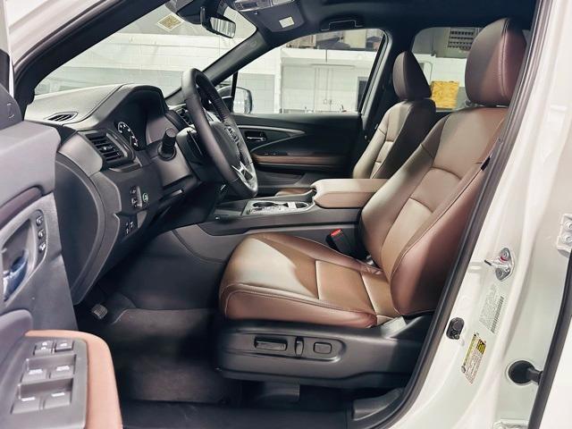 new 2025 Honda Ridgeline car, priced at $46,585