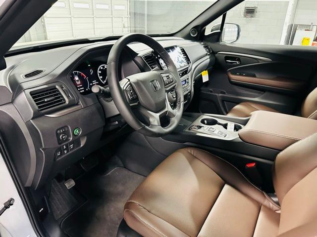 new 2025 Honda Ridgeline car, priced at $46,585