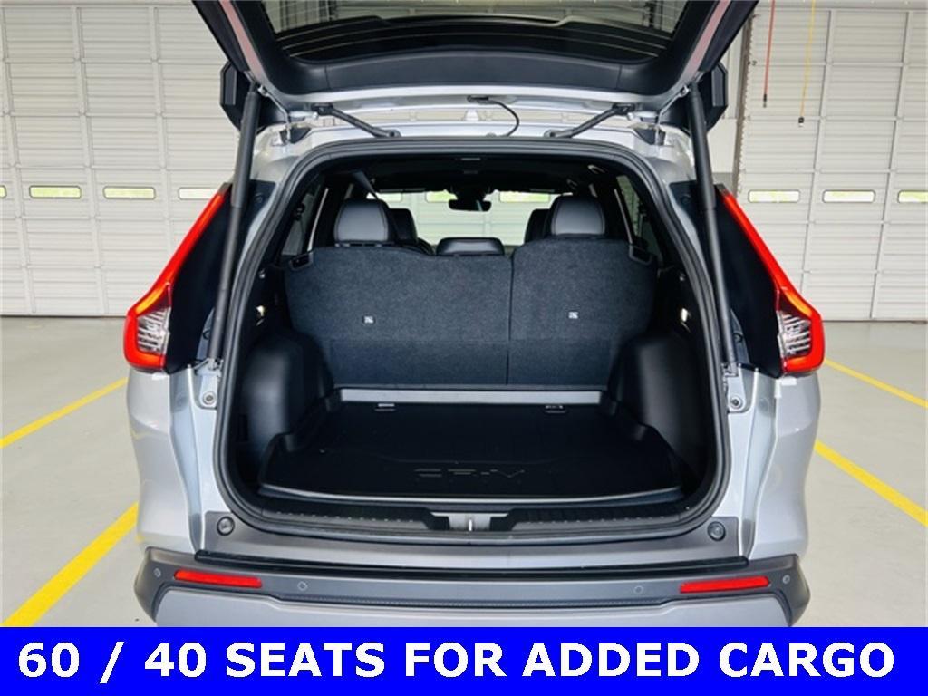 new 2025 Honda CR-V Hybrid car, priced at $39,045