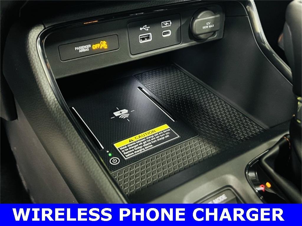 new 2025 Honda CR-V Hybrid car, priced at $39,045