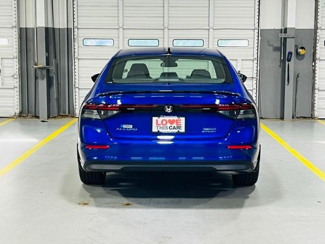 new 2025 Honda Accord Hybrid car, priced at $35,305