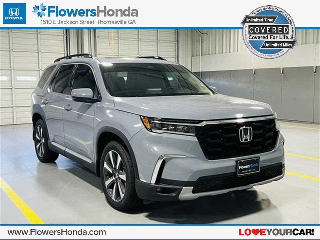 new 2025 Honda Pilot car, priced at $51,305